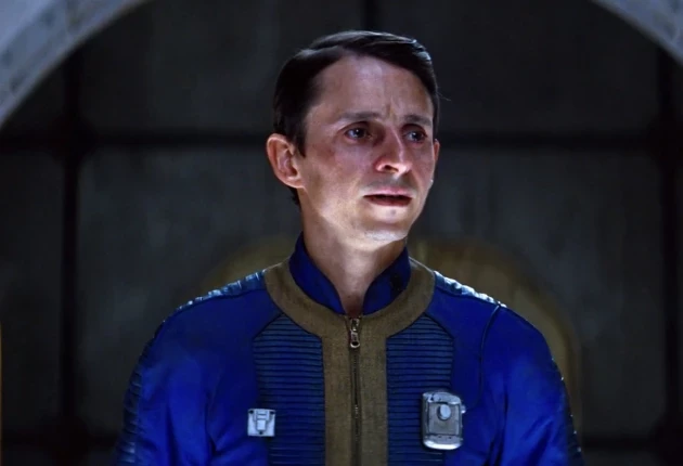 Момент из 2 серии 2 сезона сериала Фоллаут