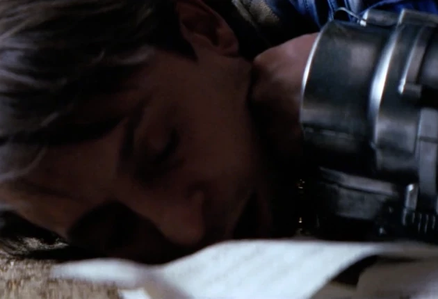 Момент из 5 серии 2 сезона сериала Фоллаут